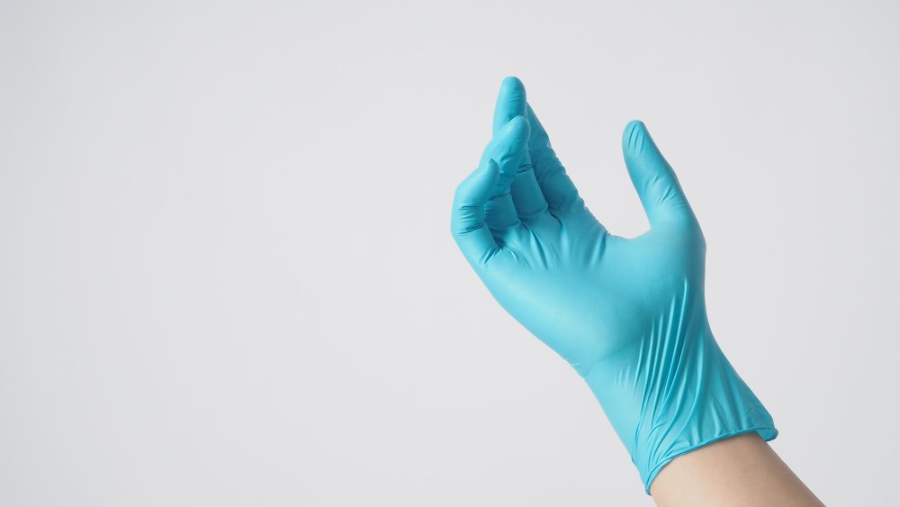 Surgical Gloves Blue by Banshi Medicare: Ensuring Safety and Precision in Every Procedure